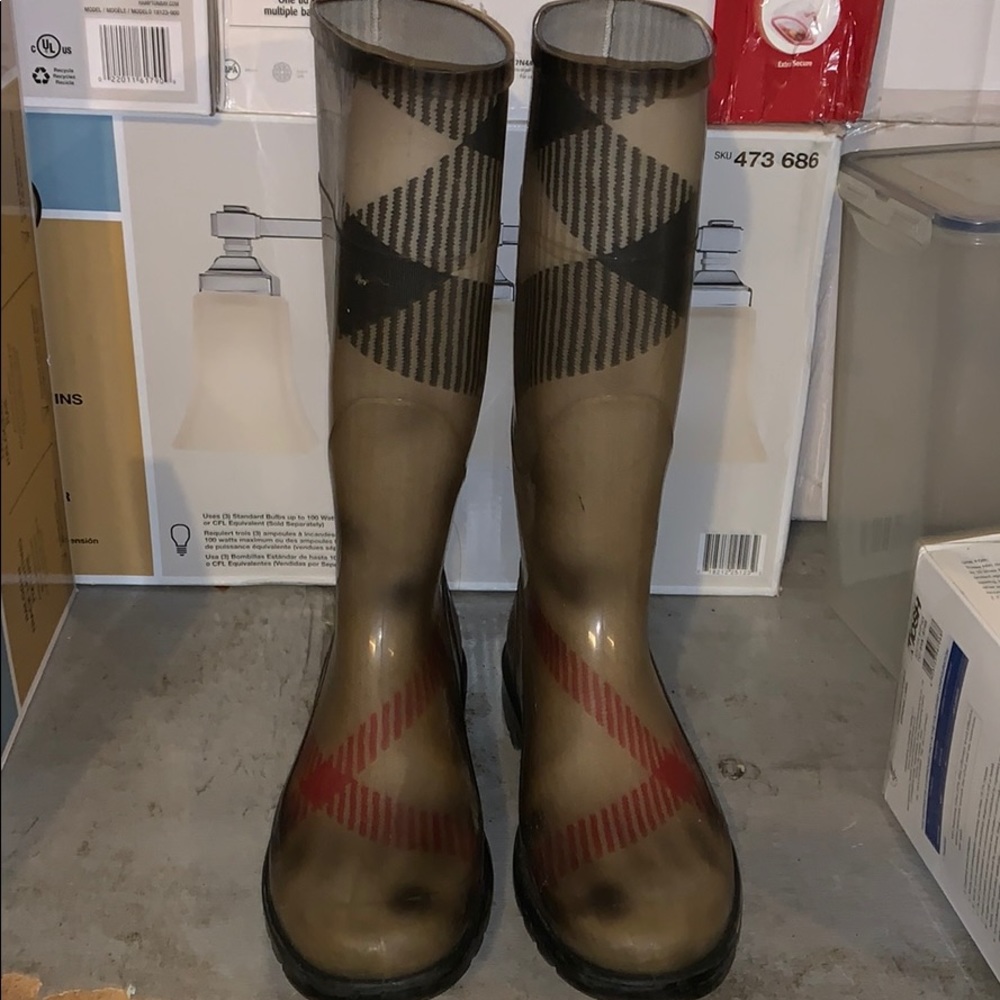 Burberry rain boots